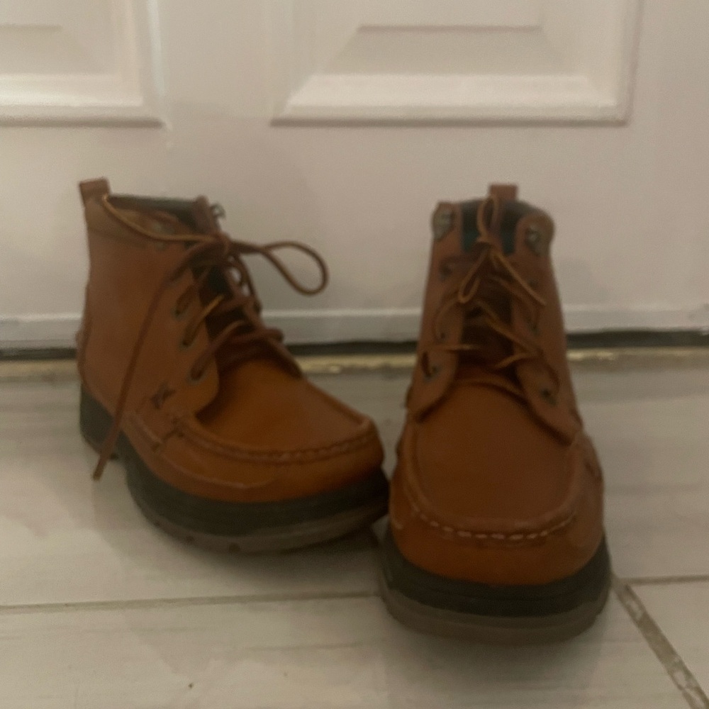 Polo Ralph Lauren Lug Sole Leather Lace Up Ankle Boot M9.5D